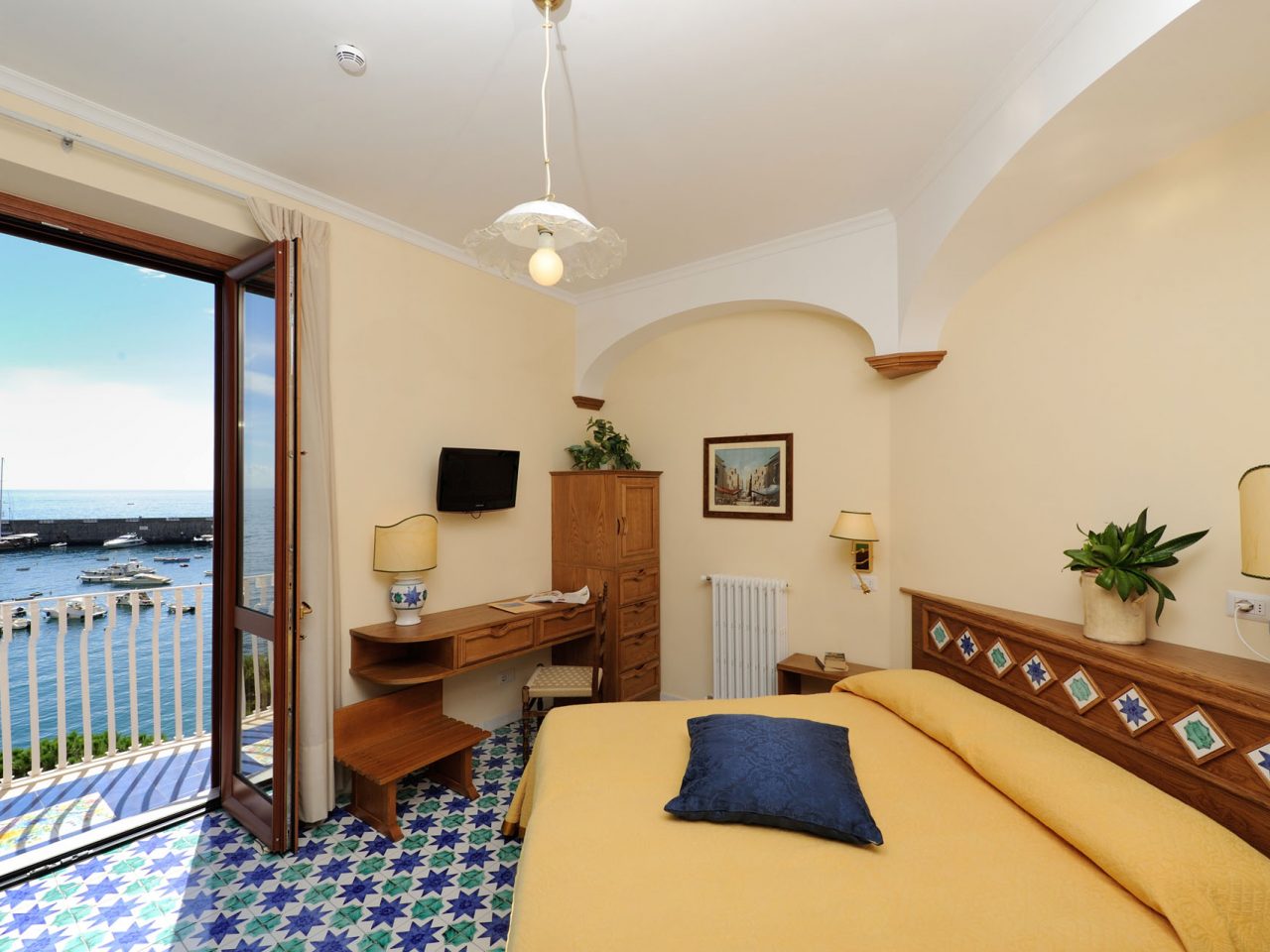 Hotel-Amalfi-La-Bussola-Superior-27-1280x960
