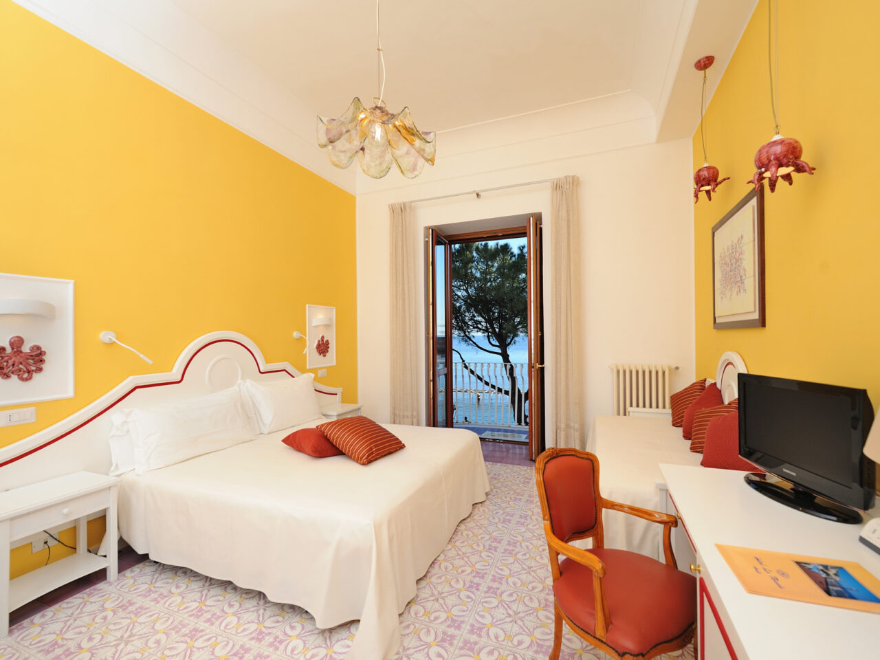 Hotel-Amalfi-La-Bussola-Superior-DSC_8376-1280x960